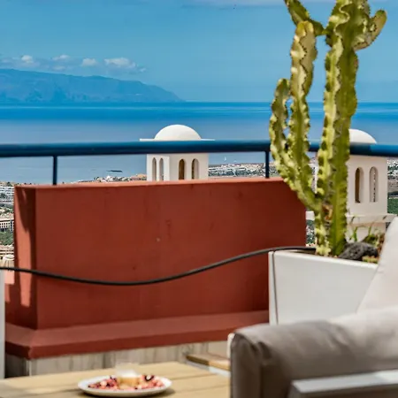 Sunset Hideaway-roque Del Conde *